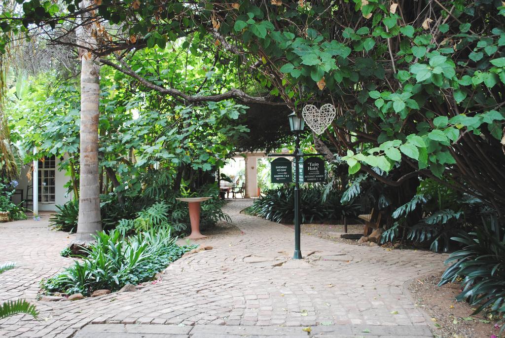 Brooklyn Guesthouses Pretoria Ngoại thất bức ảnh