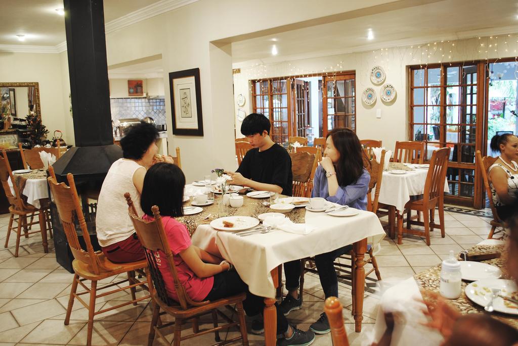 Brooklyn Guesthouses Pretoria Ngoại thất bức ảnh