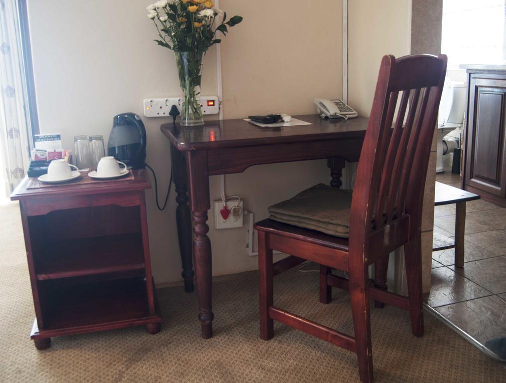 Brooklyn Guesthouses Pretoria Ngoại thất bức ảnh