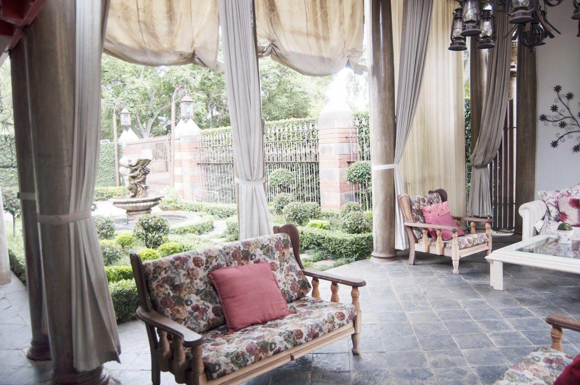Brooklyn Guesthouses Pretoria Ngoại thất bức ảnh